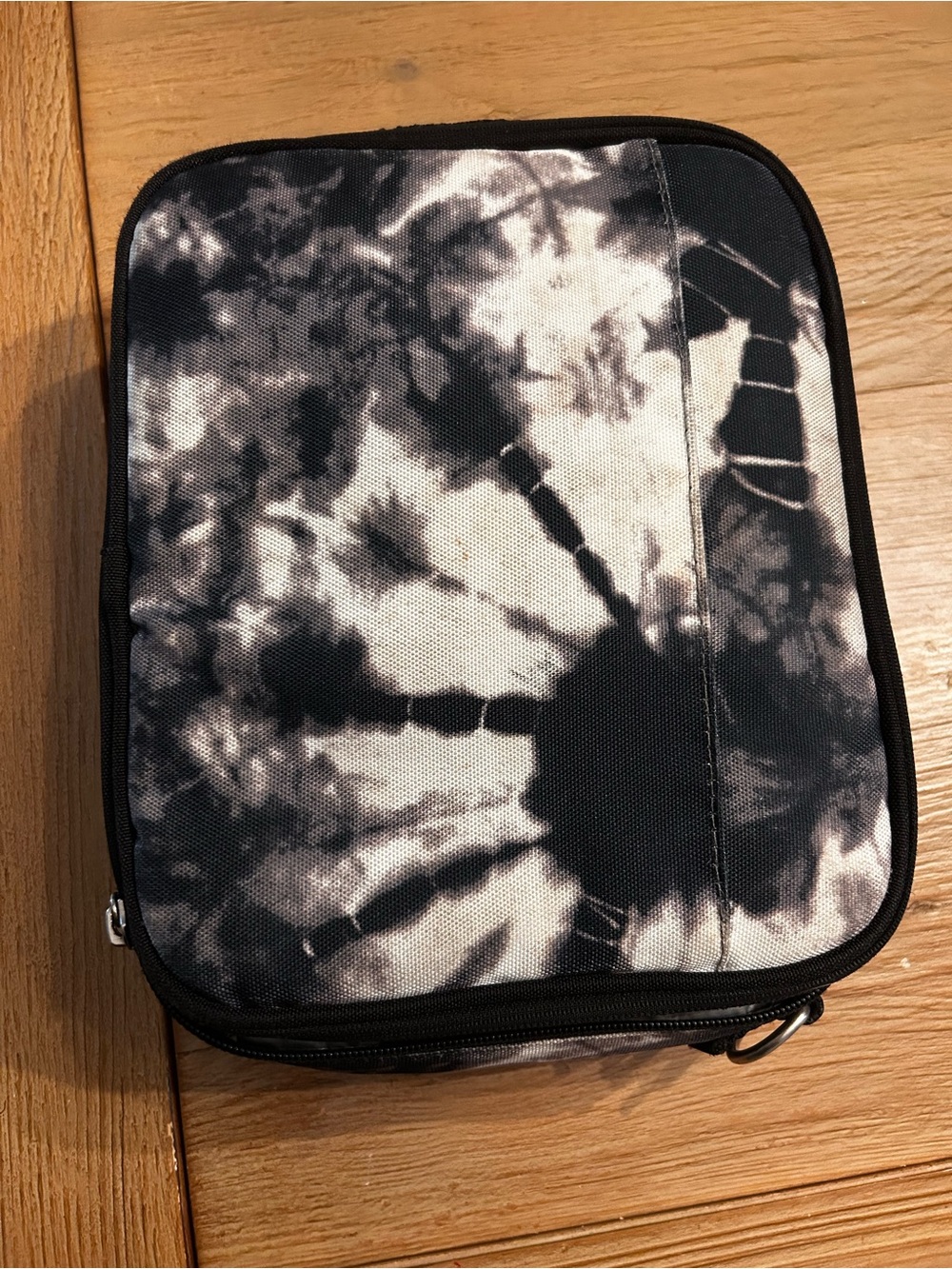 Potterybarn kids Black & White Tie-Dye Lunch box
